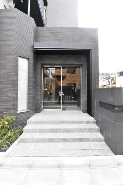 ��ʌ��������܎s��{�擌���Q���ڂ̃}���V�����̃G���g�����X