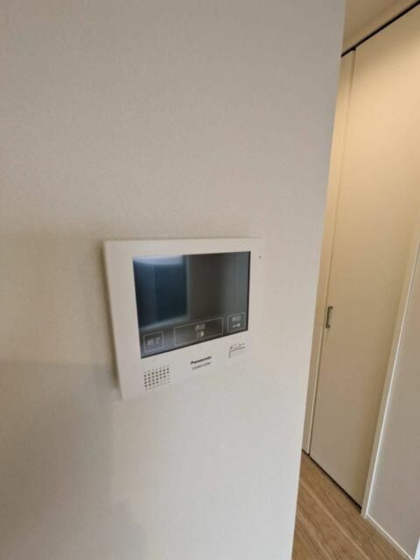 ��ʌ������s�������̃A�p�[�g�̂��̑�