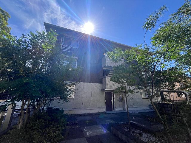 ��ʌ��������܎s��΋�약��S����7-11�̃A�p�[�g�̌����O��