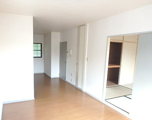 ��ʌ��������܎s�������a�c���P���ڂ̃A�p�[�g�̋��ԁE���r���O