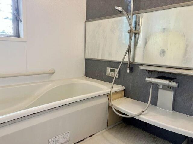 ��ʌ��������܎s�΋�����T���ڂ̈�ˌ��Ẵo�X