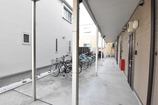 ��ʌ��������܎s�΋�����R���ڂ̃A�p�[�g�̃G���g�����X