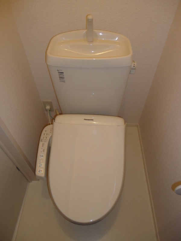 ��ʌ�����s�厚�����̃A�p�[�g�̃g�C��