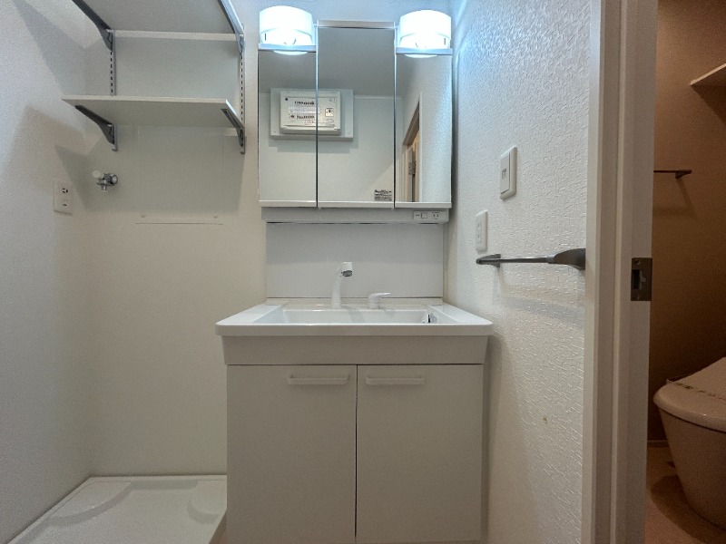 ��ʌ��������܎s�Y�a���؍�S���ڂ̃A�p�[�g�̐��ʏ�