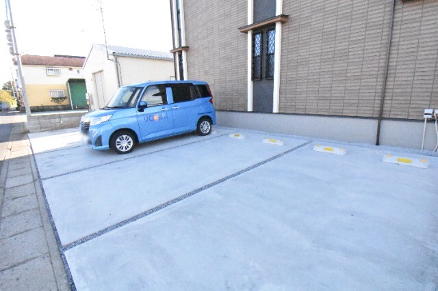 ��ʌ��������܎s��΋挴���̃e���X�n�E�X�̒��ԏ�