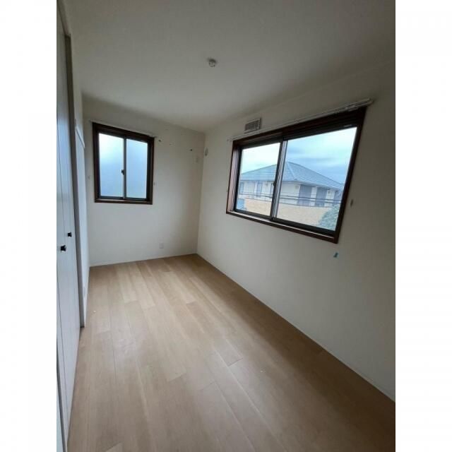 ��ʌ��@�c�s�֎R�P���ڂ̈�ˌ��Ă̂��̑������E�X�y�[�X