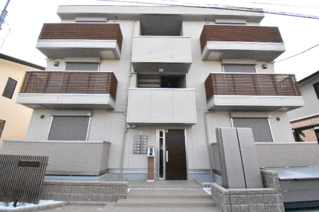 ��ʌ��������܎s�����擌��{�U���ڂ̃A�p�[�g�̃G���g�����X