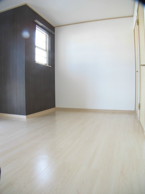 ��ʌ��������܎s��΋摾�c�Q���ڂ̃A�p�[�g�̂��̑������E�X�y�[�X