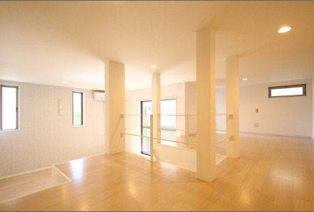 ��ʌ��������܎s��{��O���P���ڂ̃A�p�[�g�̂��̑������E�X�y�[�X