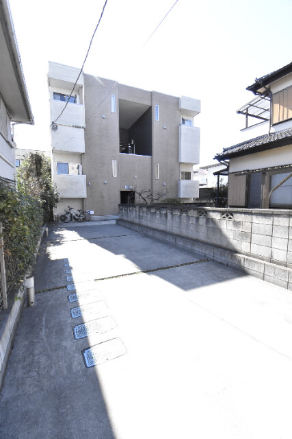 ��ʌ��������܎s��{��O���P���ڂ̃A�p�[�g�̂��̑�