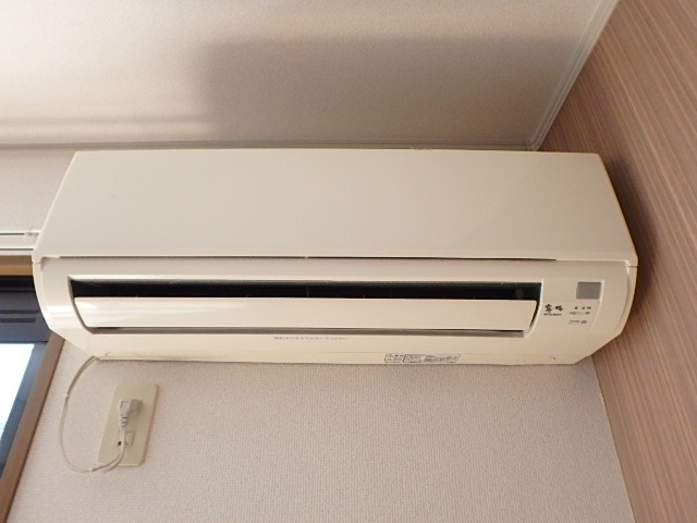 ��ʌ��������܎s�k����i���Q���ڂ̃e���X�n�E�X�̂��̑��ݔ�