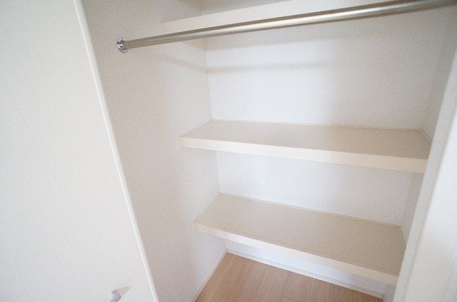 ��ʌ�����s�厚���̃}���V�����̎��[