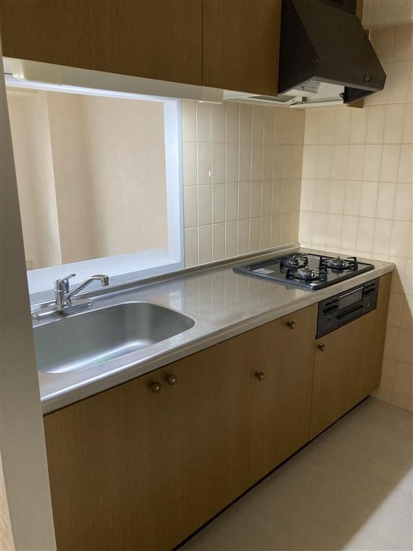 ��ʌ�����s�����P���ڂ̃}���V�����̃L�b�`��