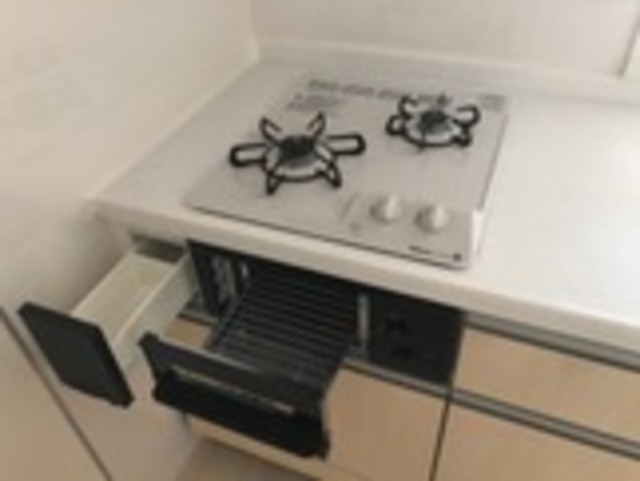 ��ʌ��������܎s��΋���q�S���ڂ̃A�p�[�g�̃L�b�`��