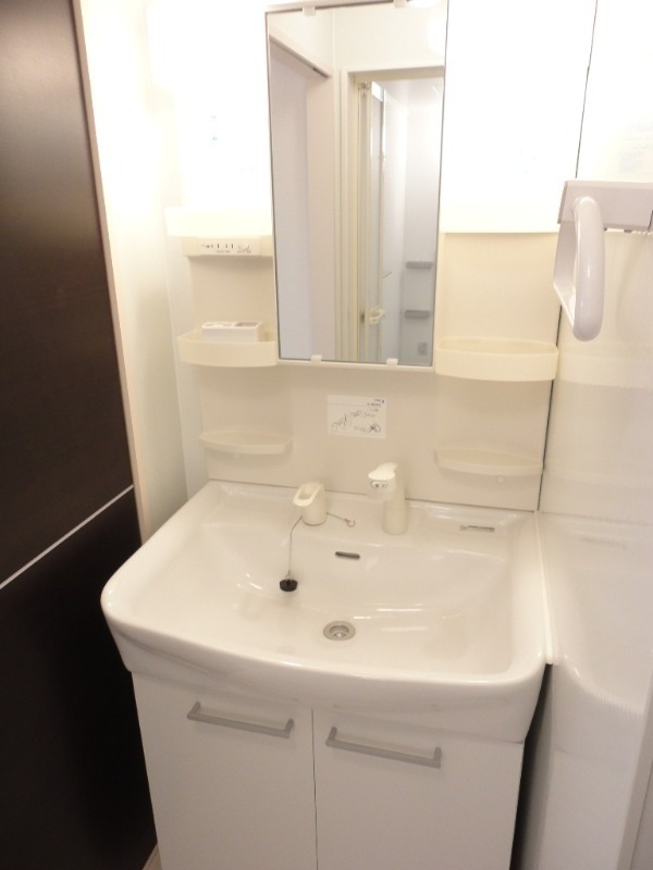 ��ʌ��������܎s������厚�쒆�ۂ̃A�p�[�g�̐��ʏ�