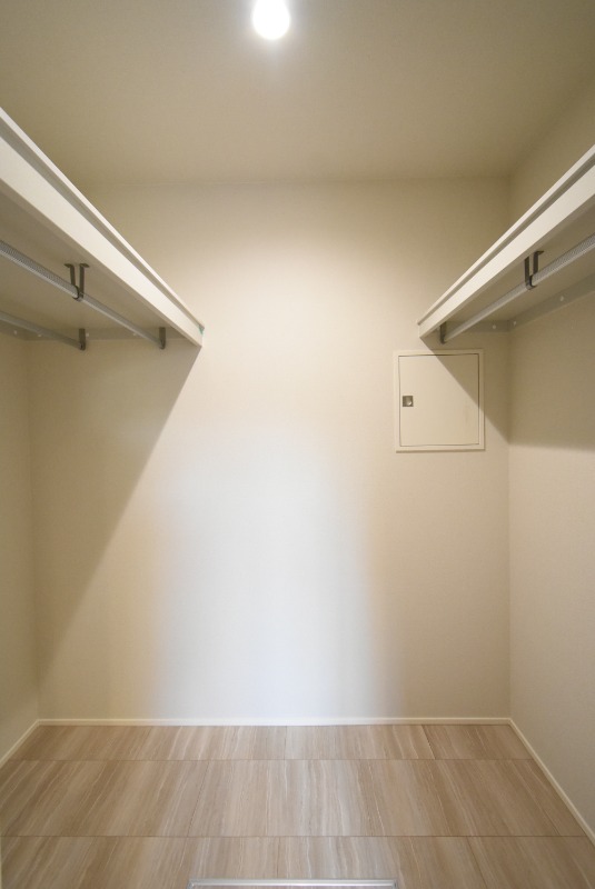 ��ʌ��������܎s������x�蒬�̃A�p�[�g�̎��[