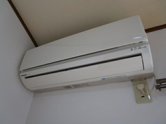 ��ʌ��������܎s����厚�����y�̃A�p�[�g�̂��̑��ݔ�