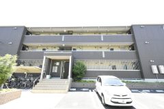 ��ʌ��������܎s�k��g�쒬�P����362-12�̃A�p�[�g�̌����O��