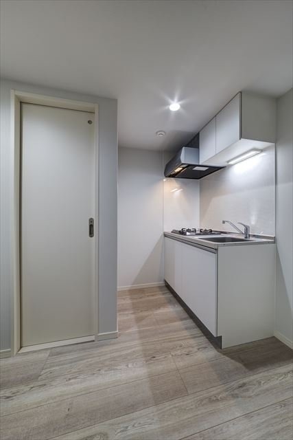 ��ʌ��������܎s����厚�w��̃A�p�[�g�̃L�b�`��