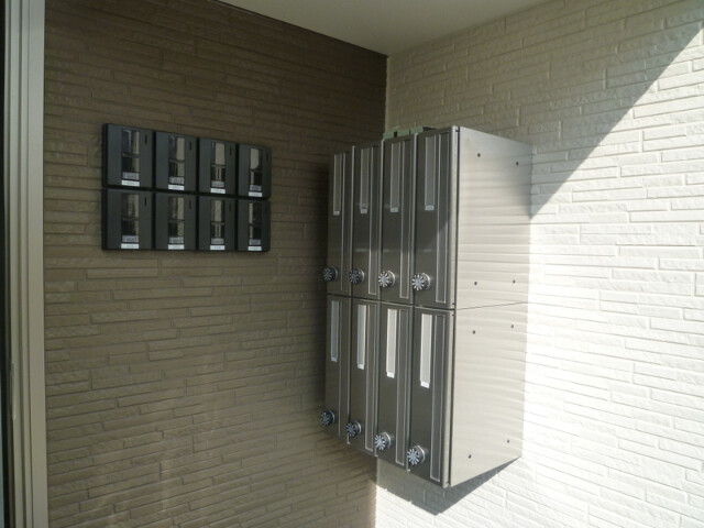 ��ʌ�����s�≺���S���ڂ̃A�p�[�g�̂��̑�