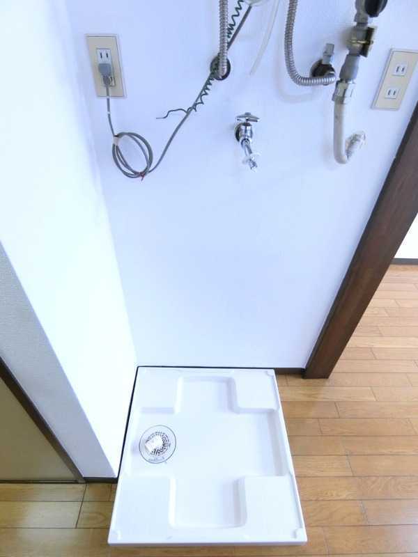 ��ʌ��������܎s�����擌��{�U���ڂ̃A�p�[�g�̂��̑��ݔ�