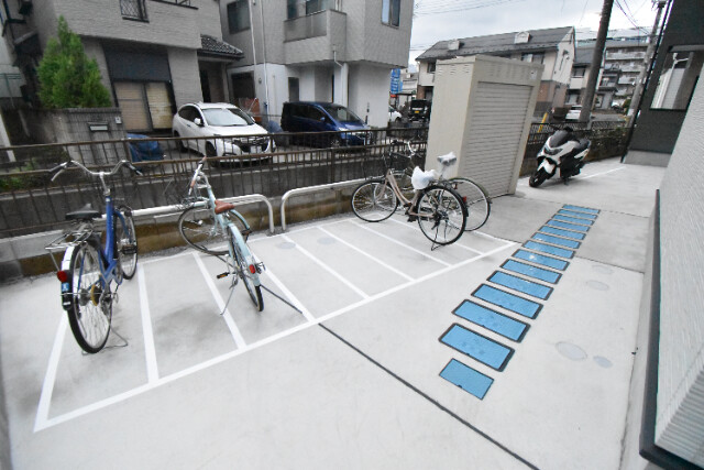 ��ʌ��������܎s�k��A�|���P���ڂ̃A�p�[�g�̂��̑�