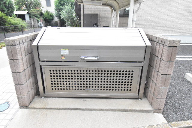 ��ʌ��������܎s�Y�a��؍�Q���ڂ̃A�p�[�g�̂��̑�