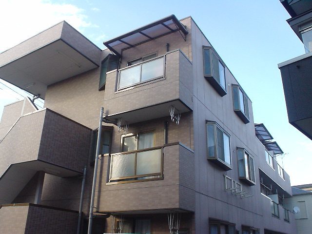 ��ʌ��������܎s��{��x�̓����R����48-6�̃}���V�����̌����O��