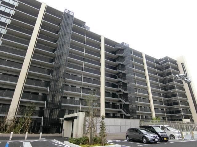 ��ʌ�����s�㒬�Q���ڂ̃}���V�����̌����O��