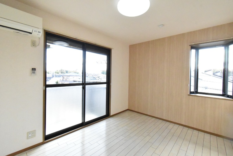 ��ʌ�����s���ԂR���ڂ̃A�p�[�g�̂��̑�