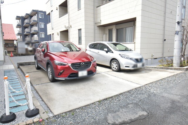 ��ʌ��������܎s�k����i���R���ڂ̃}���V�����̒��ԏ�