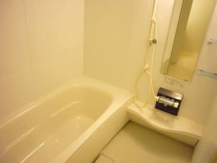 ��ʌ��������܎s�����擌��{�Q���ڂ̃A�p�[�g�̃o�X