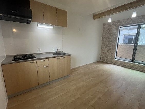 ��ʌ�����s�����J�{���P���ڂ̃A�p�[�g�̃L�b�`��