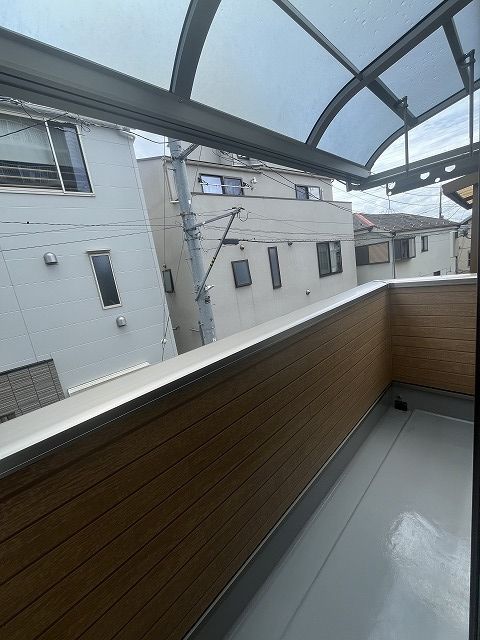 ��ʌ�����s�����J�{���P���ڂ̃A�p�[�g�̃o���R�j�[