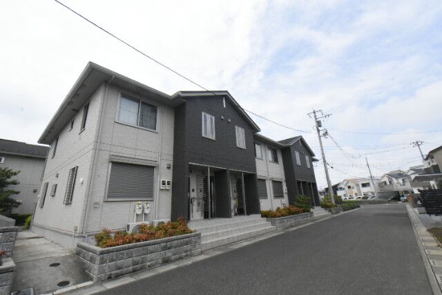 ��ʌ��������܎s������ۃ��蒬1160�̃A�p�[�g�̌����O��