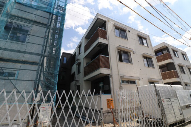 ��ʌ��������܎s�΋�����R���ڂ̃A�p�[�g�̃G���g�����X