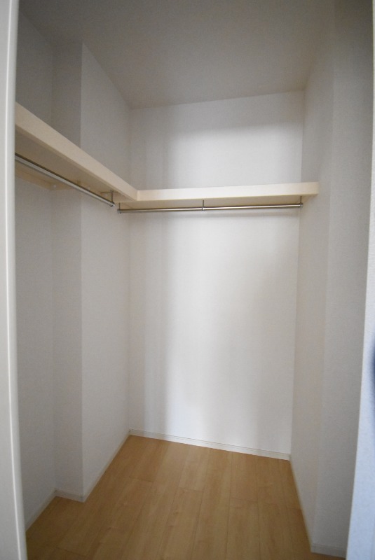 ��ʌ��������܎s������厚���V��̃A�p�[�g�̎��[