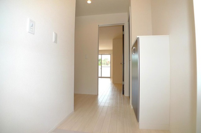 ��ʌ�����s�厚���L�˂̃A�p�[�g�̌���