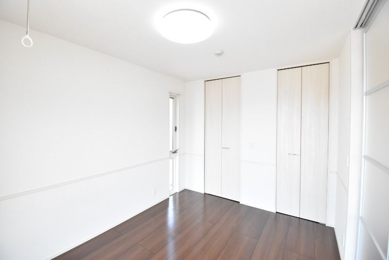 ��ʌ������s�������̃A�p�[�g�̂��̑������E�X�y�[�X