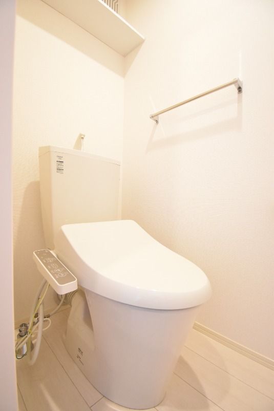 ��ʌ������s�������̃A�p�[�g�̃g�C��