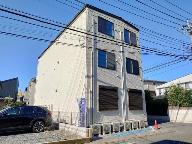 ��ʌ��������܎s��{��听���P���ڂ̃A�p�[�g�̌����O��