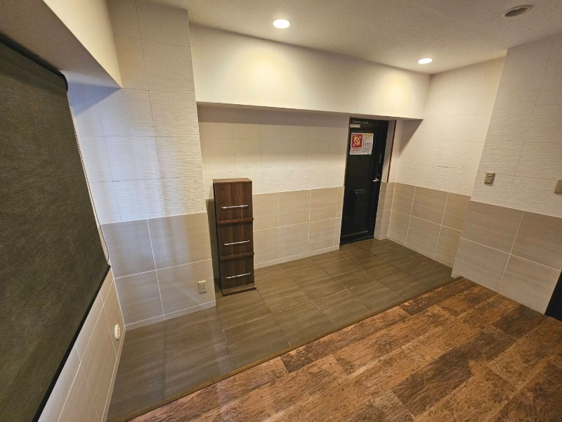 ��ʌ��������܎s��{��g�~���Q���ڂ̃}���V�����̌���