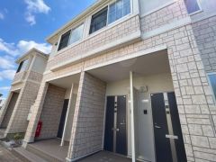 ��ʌ�����s����Q���ڂ̃A�p�[�g�̌����O��