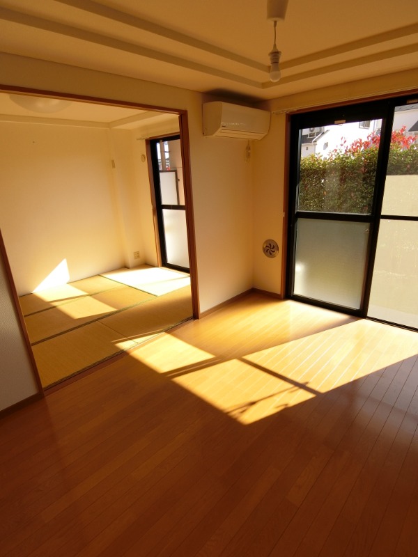 ��ʌ�����s����U���ڂ̃}���V�����̂��̑������E�X�y�[�X