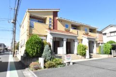 ��ʌ��������܎s�΋�厚����104-20�̃A�p�[�g�̌����O��