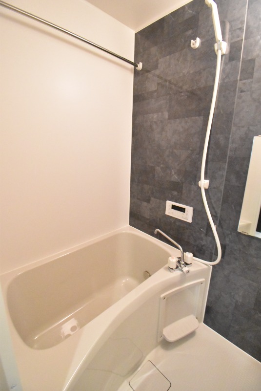 ��ʌ��������܎s�k��{�����S���ڂ̃A�p�[�g�̃o�X