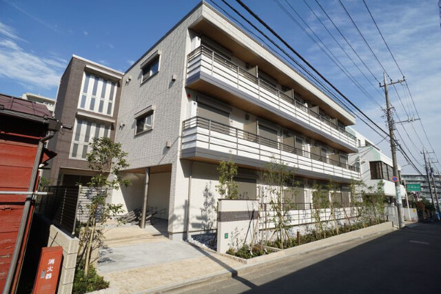 ��ʌ��������܎s��{��g�~���R����212-1�̃}���V�����̌����O��