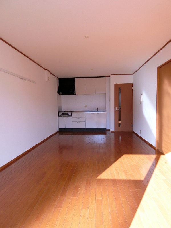 ��ʌ��������܎s�������a�c���Q���ڂ̃}���V�����̋��ԁE���r���O