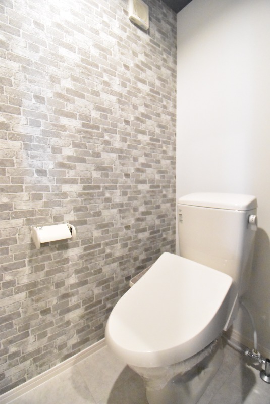 ��ʌ��������܎s�k��{�����S���ڂ̃A�p�[�g�̃g�C��