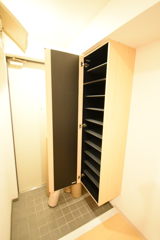 ��ʌ��������܎s��{��{���Q���ڂ̃}���V�����̌���